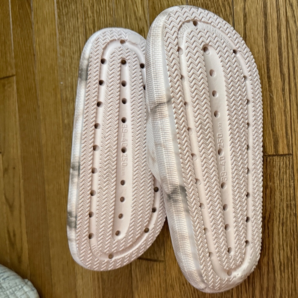 VS PINK Women's Marble Slippers - Pink and Brown tie dye - Picture 3 of 5